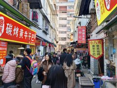 -正宗杨记普洱酸醋米线(总店)