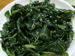 -芦茨金富饭庄·25年老字号·专做稻草鸡