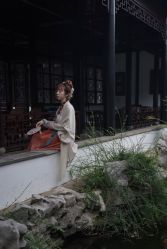 -一揽芳华汉服旗袍体验馆(拙政园店)