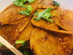 闲煮土豆薄片-甜心闲生传统手工冰粉(太古里店)