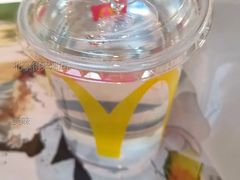 美汁源椰子水饮-麦当劳(北亭广场分店)