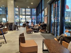 大堂-星巴克臻选(惠州华贸天地1楼店)