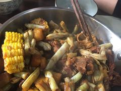 -内蒙焖面大盆骨餐馆(山大路店)