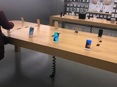 -Apple零售店(新街口店)