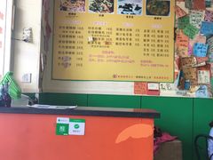 -丽丽三鲜螺蛳粉(田林路店)