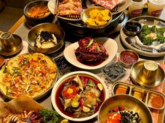 -草家酱蟹炭火烤肉店(珲春南路一店)