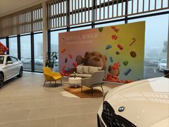 -南充通源宝马4S店(高坪店)