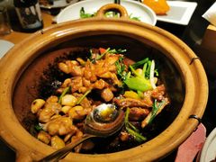 啫啫海鲜鸡-荣小馆(杭州大厦店)