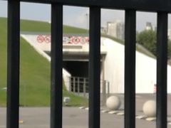 -梅赛德斯奔驰文化中心·停车场