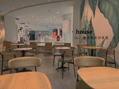-星巴克臻选(上海淮海百盛购物中心店)