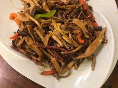 -小厨子私房菜·云南美食店