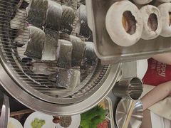 -围炉肉舍•炭烤活鳗•丹东海鲜烤肉(步行街店)