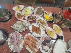-四囍码头海鲜烧烤自助火锅(外滩南京东路悦荟广场店)