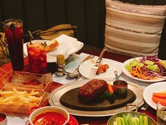 -食间牛排(湖西路店)