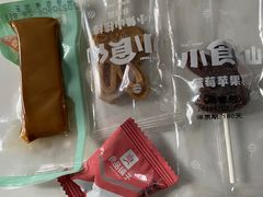 -良品铺子(五角场万达店)