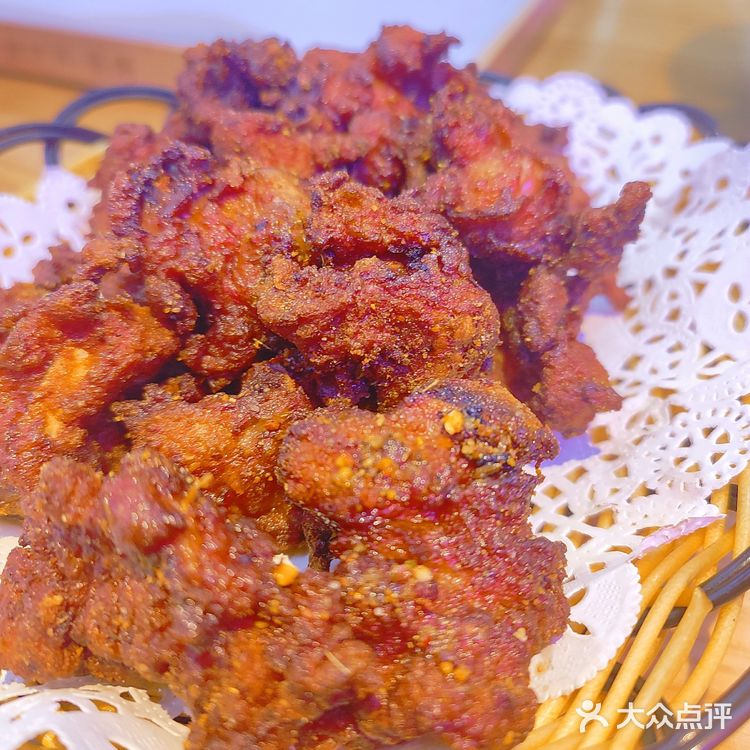 可以唱歌的东北特色杀猪菜撸串夜宵店