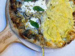 黑白松露松茸野菌拼榴莲披萨-get pizza意大利餐厅(凯德MALL店)