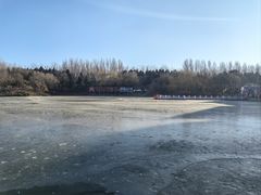 -王府井奥莱棋盘山小镇