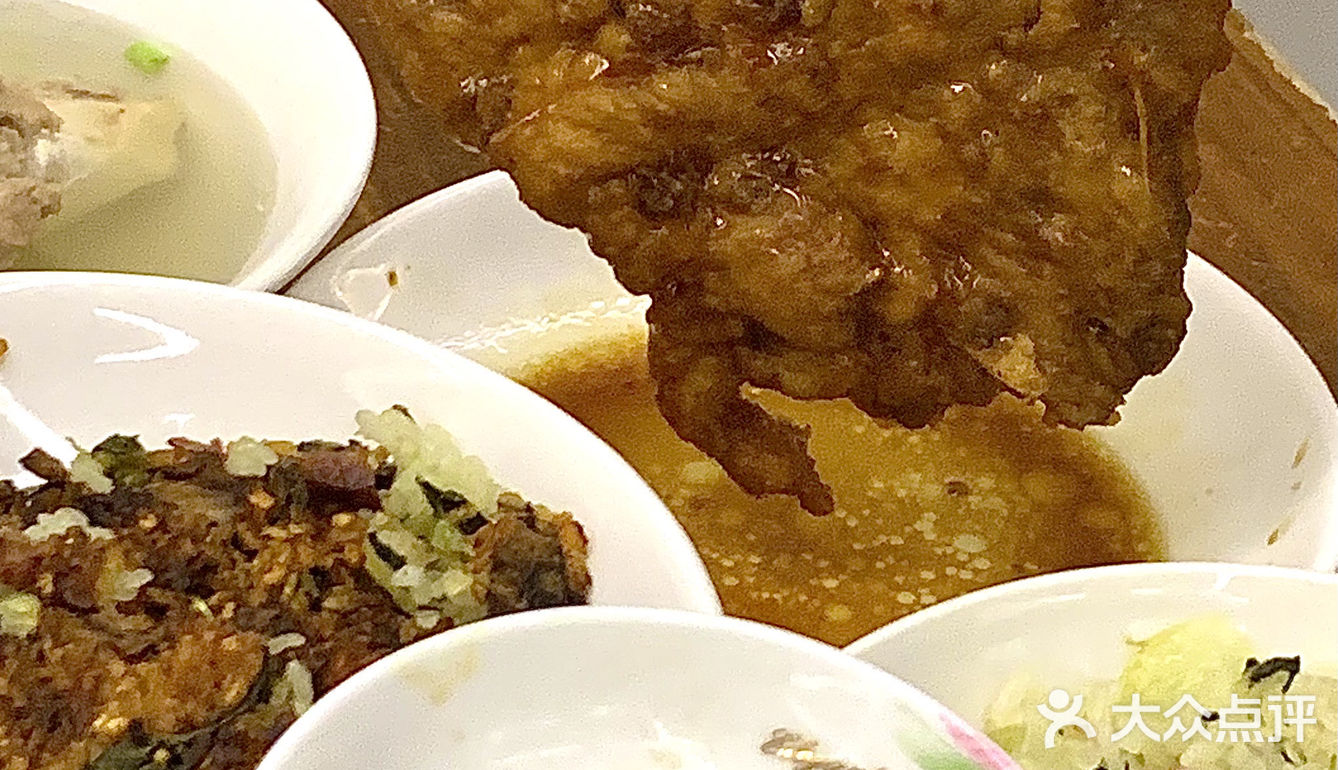 劳动路217美食街内「灶饭香•土灶咸肉菜饭」