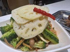 -回味南塘老王虾尾(总店)