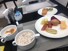 -上海浦东中心万枫酒店