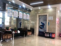 -茂菊口腔连锁(浦东南路店)