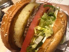 -The Habit Burger Grill 哈比特汉堡(复兴soho店)
