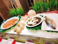 -东方红海鲜百汇(国际大厦店)