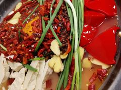 纯牛油锅底-黄潇洒老火锅(九眼桥宏济巷店)