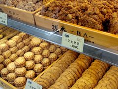 -拢香糕点(万达店)
