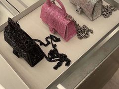-BALENCIAGA(恒隆广场店)