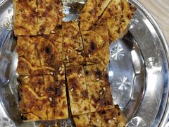 -江城燕子大排档(江汉路步行街店)