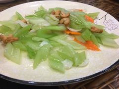 -老季市·三代非遗传承·地标美食老汁鸡(工农路店)