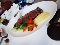 -斯普汇生蚝牛排馆(中骏世界城店)