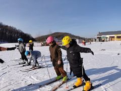 -五家山森林公园滑雪场