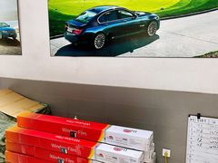 -宝捷星宝马·奔驰·保时捷专修·特斯拉钣喷中心(宝安店)