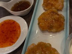-今鲜源酒店·海鲜锅贴青岛菜(新湛路店)