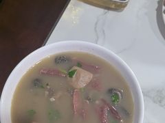 -尹记门钉肉饼(丰台站店)