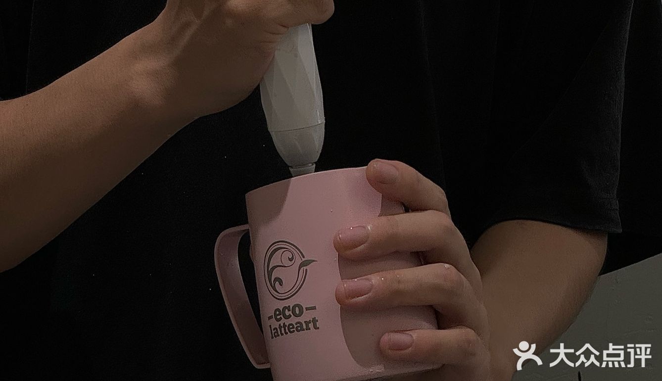 郑州街头咖啡店☕️ 郑州拍照📷  