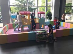-奔驰上海利星(七宝店)
