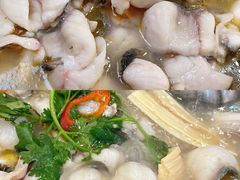 -大鼎石锅鱼(春江里店)