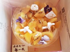 阳光奇异果奶油蛋糕-福气鲜活面包·生日蛋糕