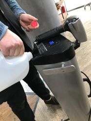 -UPTOP鼎上造型