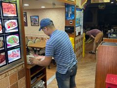 -怡妮新疆风味餐厅(东江湾路店)