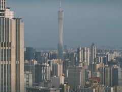 -广州中心皇冠假日酒店