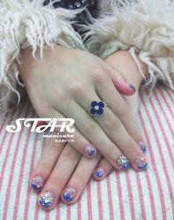 27-STAR美甲店