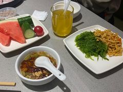 -海底捞火锅(八佰伴店)