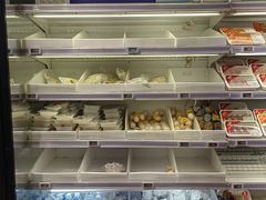 -爱革·洗衣改衣·洗鞋修鞋·洗包修包·奢侈品护理(宝地广场店)