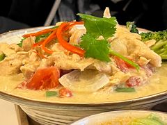 绿咖喱鸡肉套饭-GOGO Plate(成都太古里店)