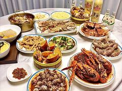 -三妹小龙虾·黄油蟹(华侨城总店)